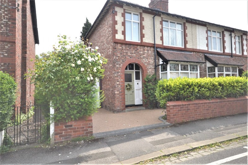 Wycliffe Avenue, Wilmslow