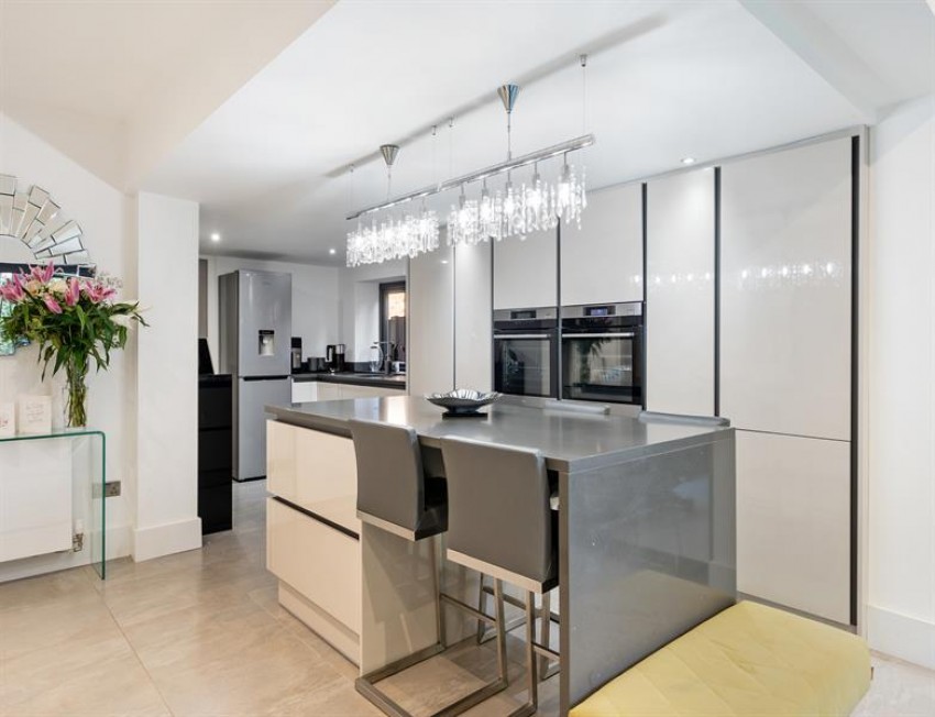 Images for Apsley Close, Bowdon