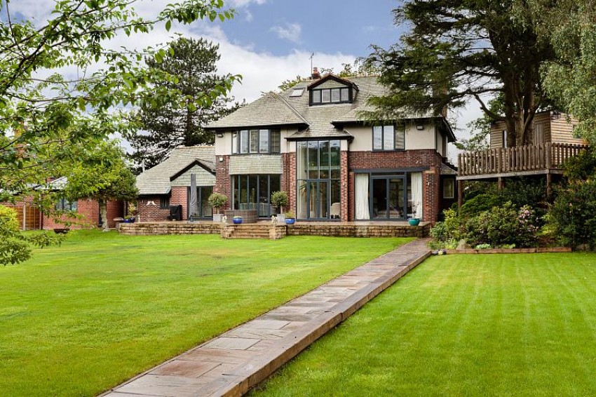Images for Werneth Road, Woodley