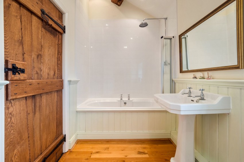 Images for Heawood Hall, Congleton Road, SK10