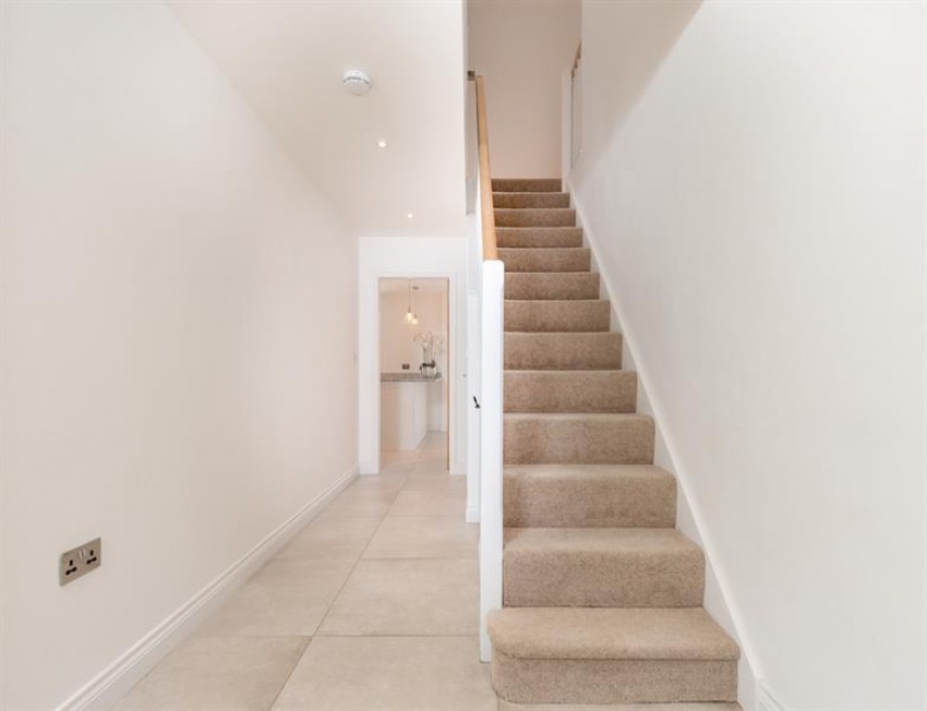 Images for Elegant modern living at Larch House, Delamere