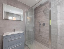 Images for Elegant modern living at Larch House, Delamere