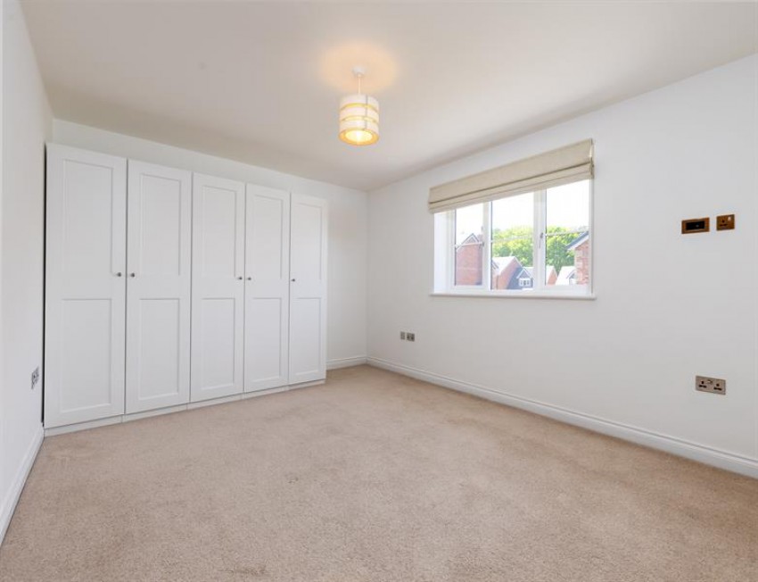 Images for Elegant modern living at Larch House, Delamere