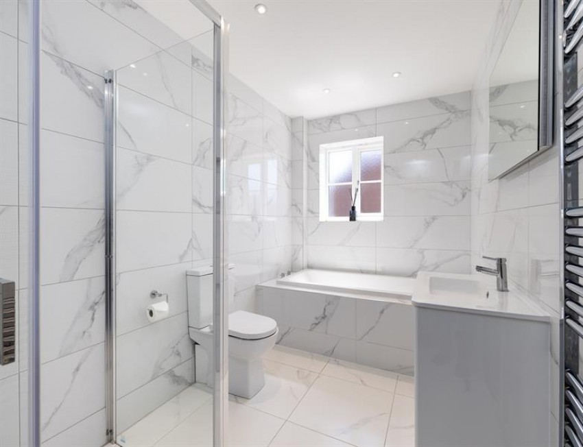 Images for Elegant modern living at Larch House, Delamere