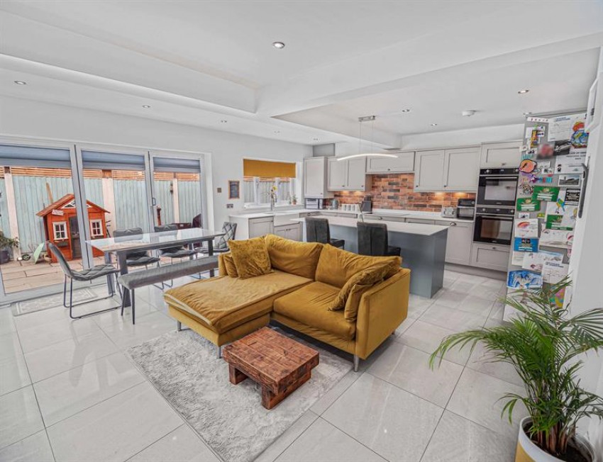 Images for Rushgreen Road, Lymm