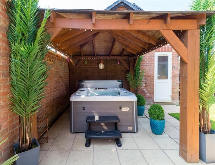 Images for Livesley Road, Tytherington, Macclesfield