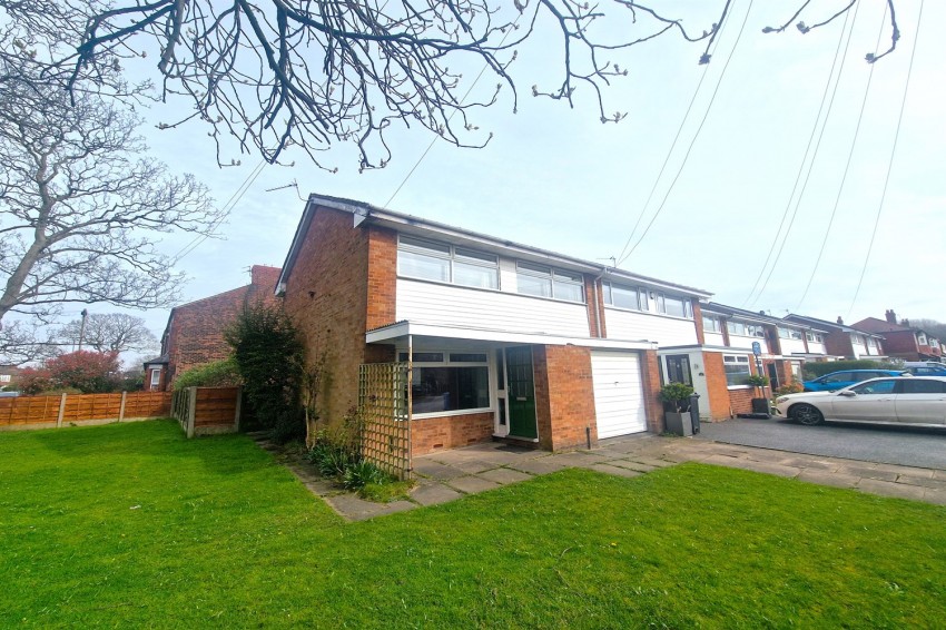 Images for Berwick Avenue, Heaton Mersey, Stockport