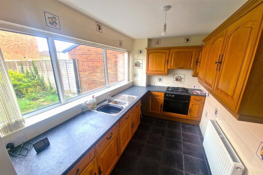 Images for Berwick Avenue, Heaton Mersey, Stockport