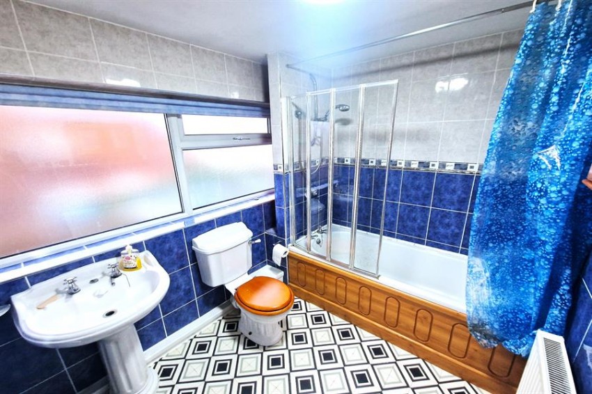 Images for Berwick Avenue, Heaton Mersey, Stockport
