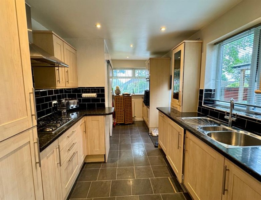 Images for 29 Briony Avenue, Hale, Altrincham