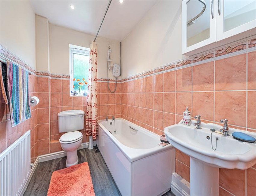Images for The Beeches, off Chester Road, Helsby