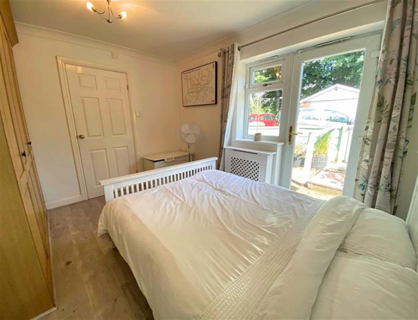 Images for Broad Road, Sale
