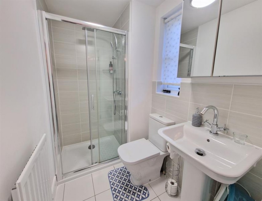 Images for Aylesbury Close, Broadheath
