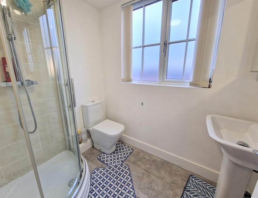 Images for Aylesbury Close, Broadheath