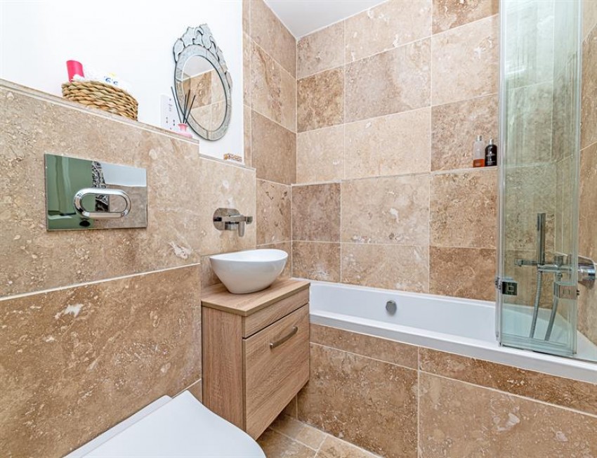 Images for Ferma Lane, Great Barrow, Chester