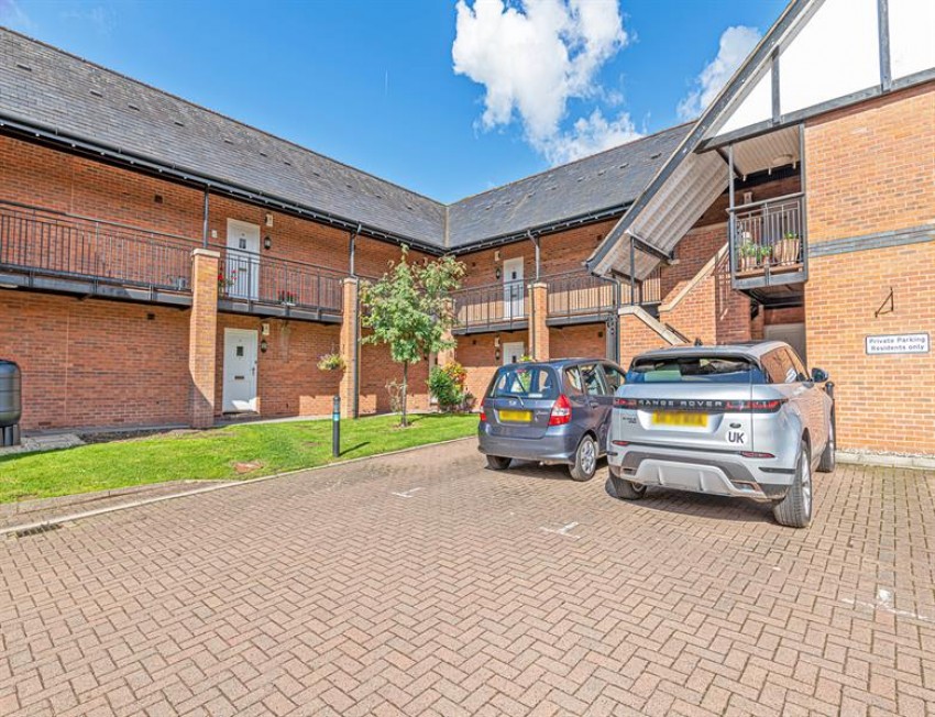 Images for Ferma Lane, Great Barrow, Chester