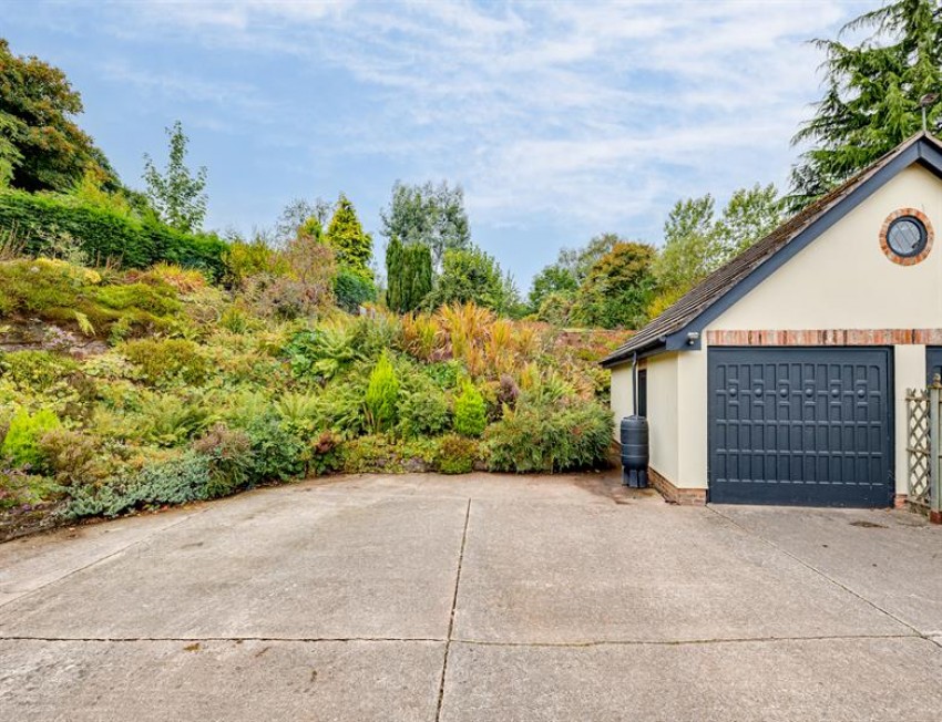 Images for THE GABLES - Large house and outstanding garden in Malpas