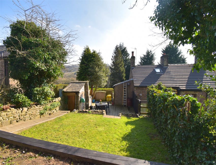 Images for New Road, Buxworth, High Peak