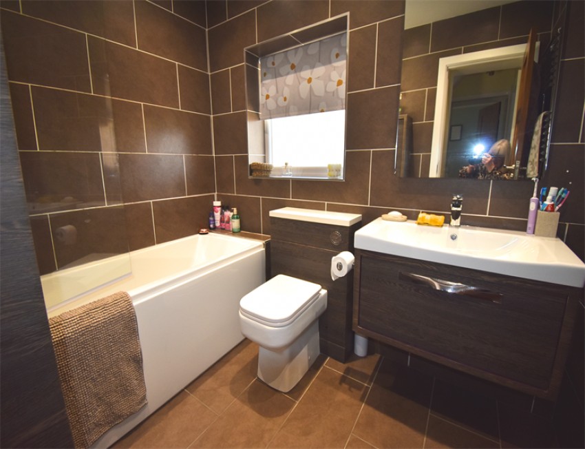 Images for New Road, Buxworth, High Peak