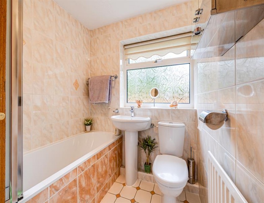 Images for Oathills Drive, Tarporley