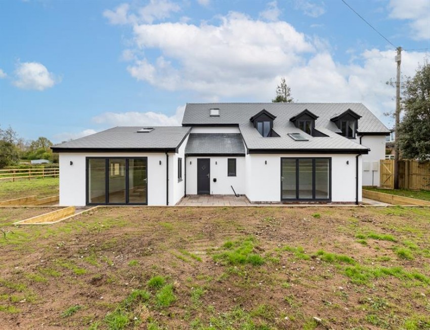 Images for Fantastic fully renovated modern cottage just outside Tarporley village