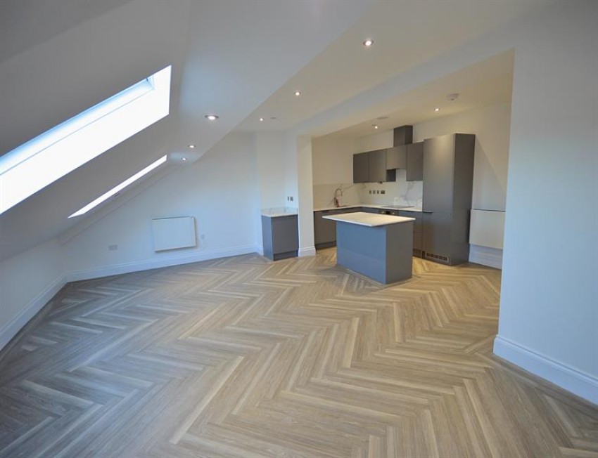 Images for Park Avenue, Sale