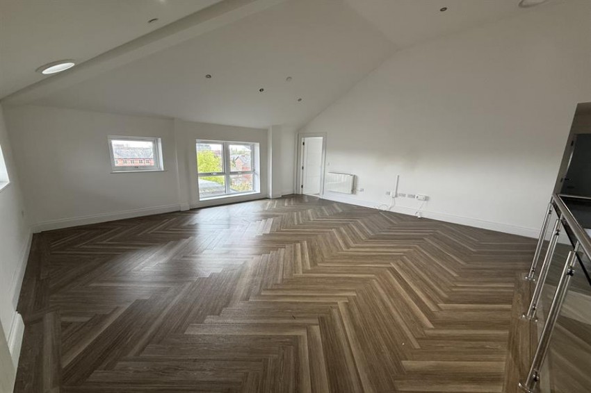 Images for Park Avenue, Sale