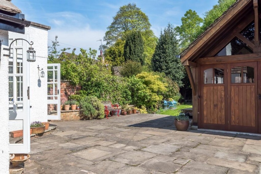 Images for 3 Macclesfield Road, Prestbury, SK10