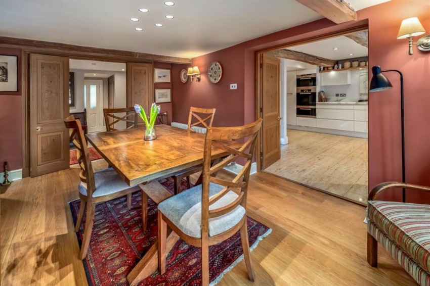 Images for 3 Macclesfield Road, Prestbury, SK10