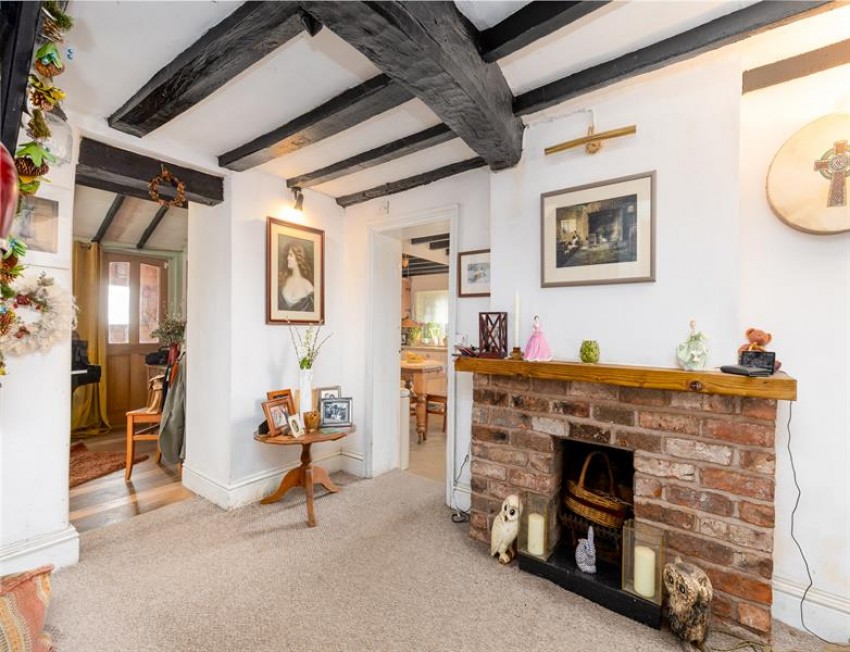 Images for House, double garage and annexe surrounded by fields on Basfords Lane