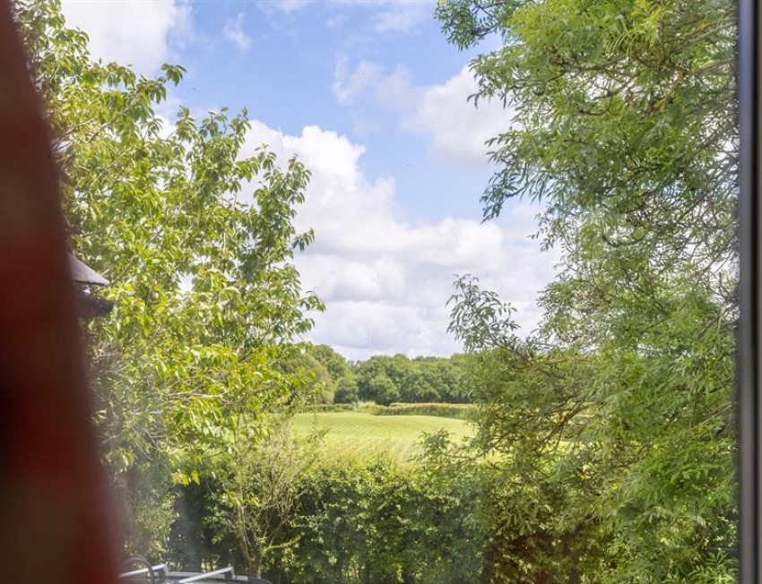 Images for House, double garage and annexe surrounded by fields on Basfords Lane