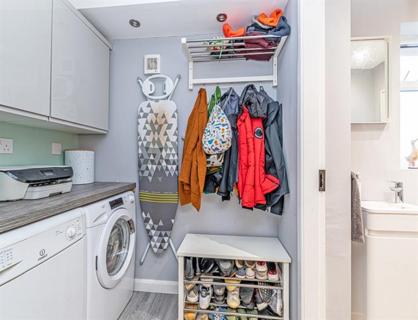 Images for Clifton Crescent, Frodsham