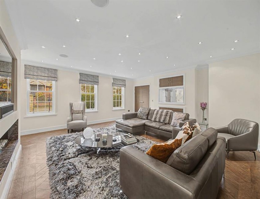 Images for Eyebrook Road, Bowden