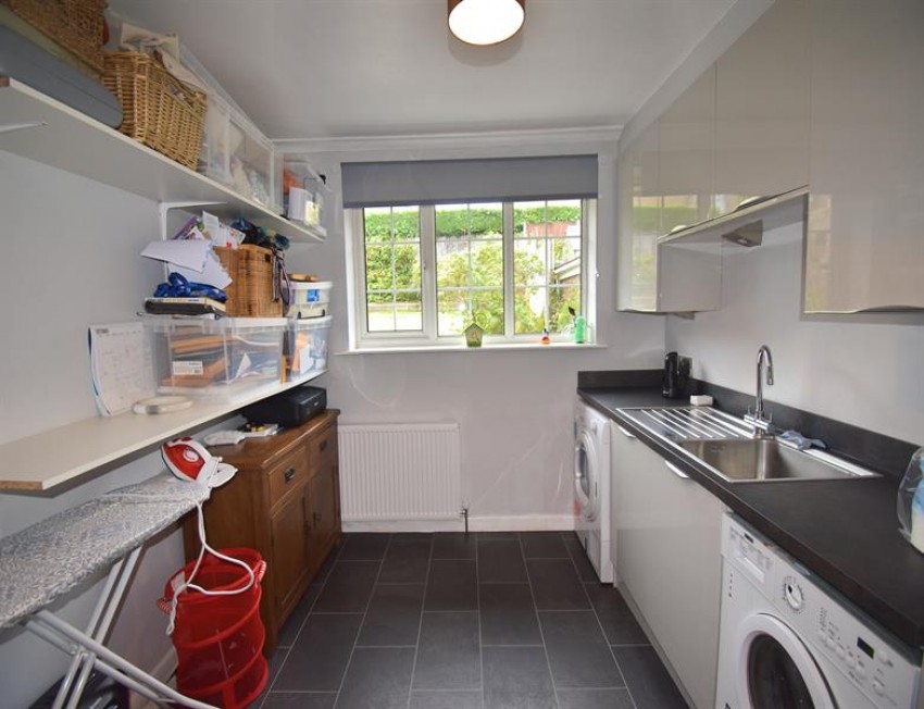 Images for Low Meadow, Whaley Bridge, High Peak