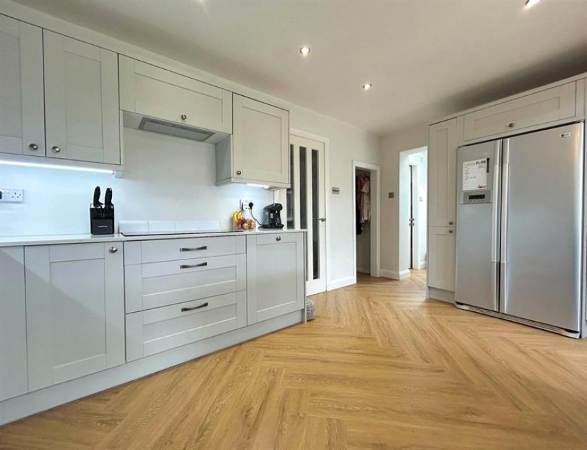 Images for Firtree Avenue, Sale