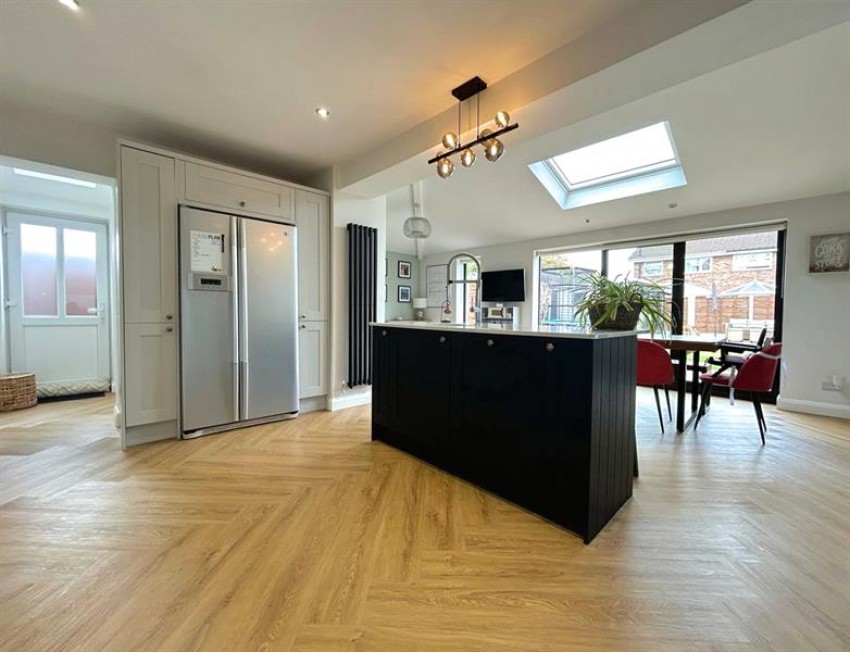 Images for Firtree Avenue, Sale