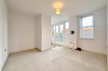 Images for First Avenue, Poynton