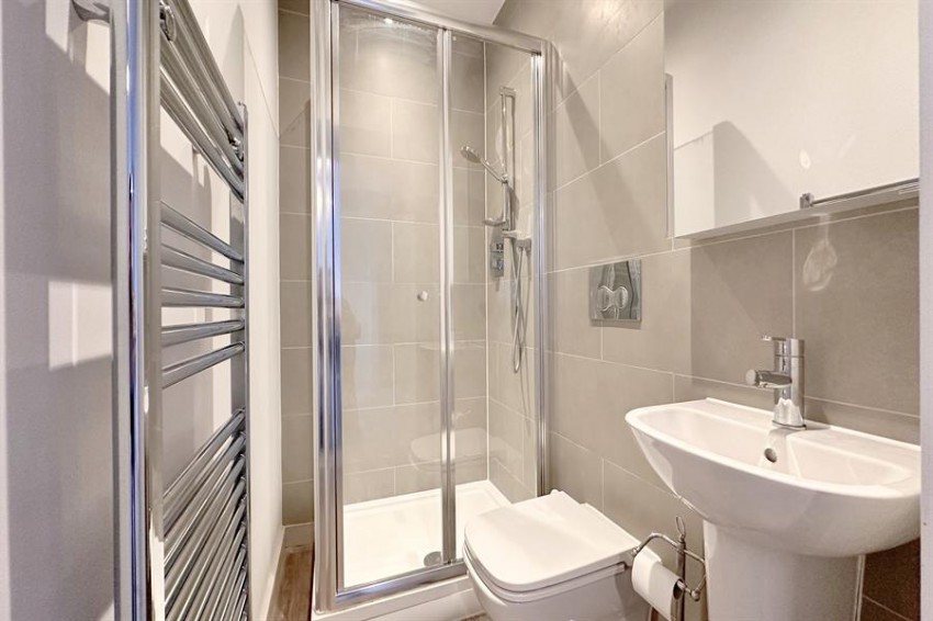 Images for First Avenue, Poynton