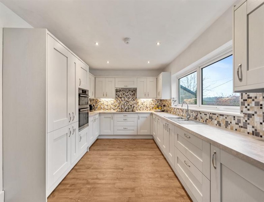 Images for 46a Moor End Road, Mellor