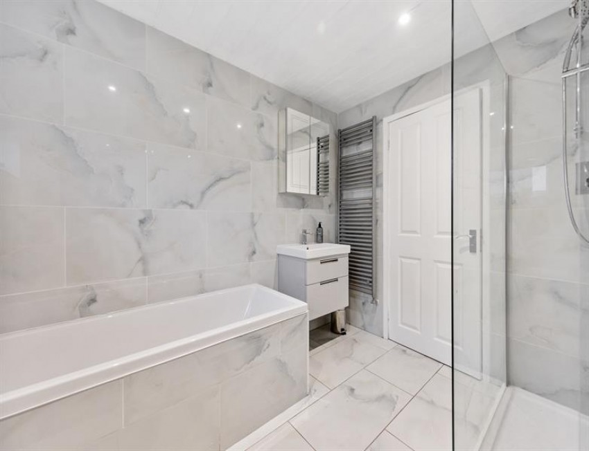 Images for 46a Moor End Road, Mellor