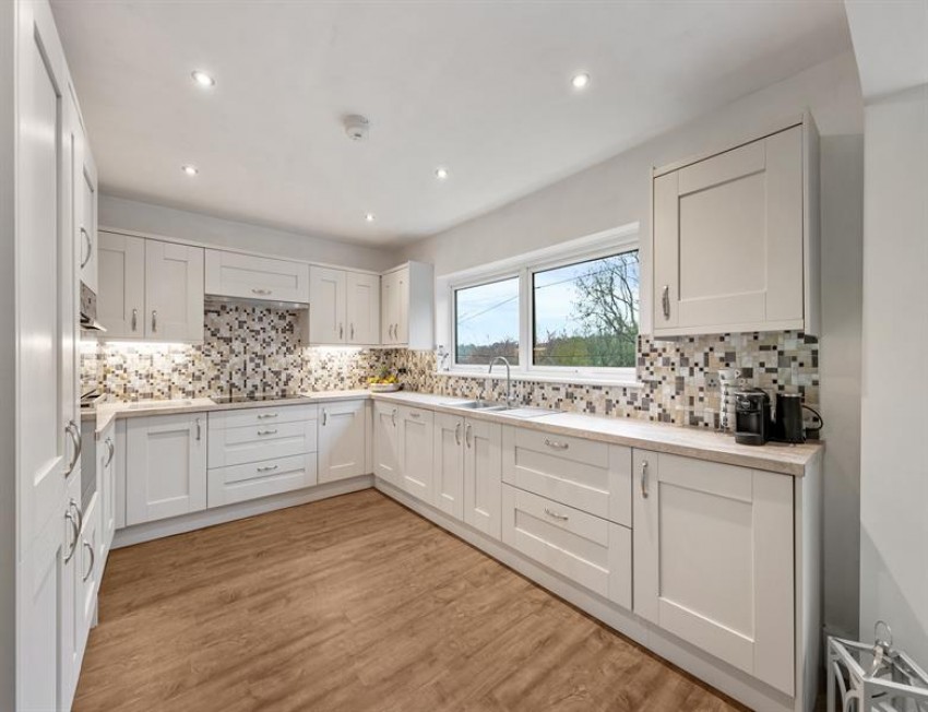 Images for 46a Moor End Road, Mellor