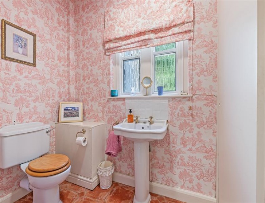 Images for Iconic Victorian Splendour in A Superb Setting 