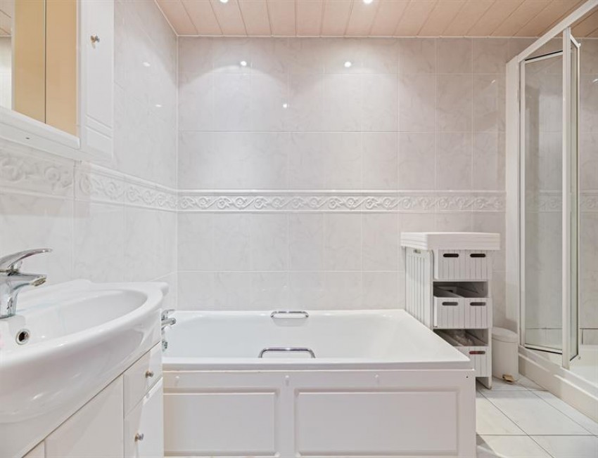 Images for Iconic Victorian Splendour in A Superb Setting 