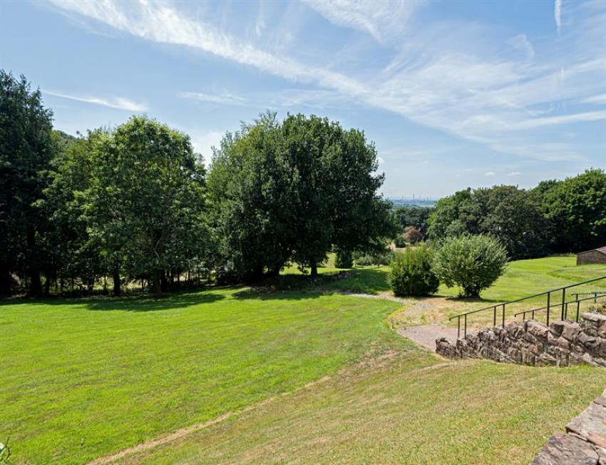 Images for Iconic Victorian Splendour in A Superb Setting 