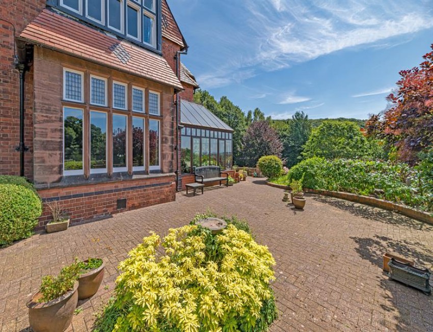 Images for Iconic Victorian Splendour in A Superb Setting 