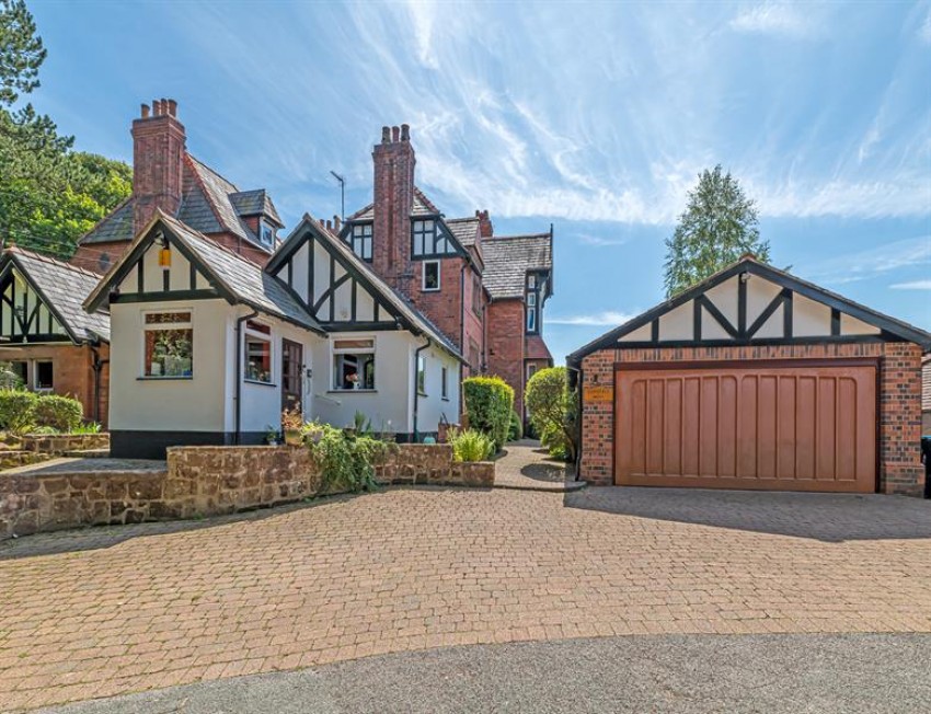 Images for Iconic Victorian Splendour in A Superb Setting 
