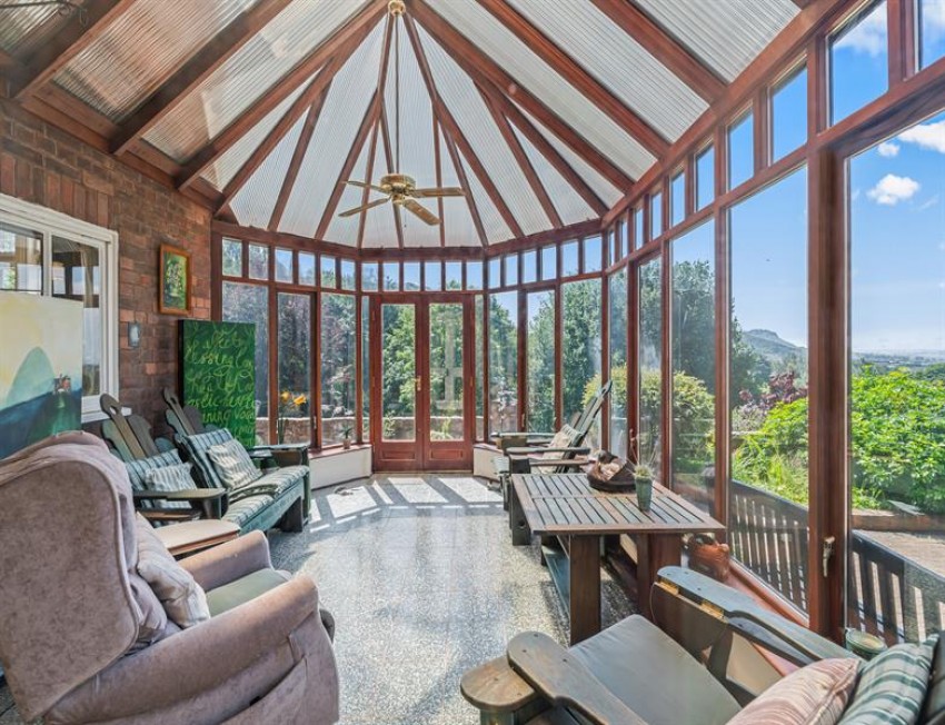 Images for Iconic Victorian Splendour in A Superb Setting 