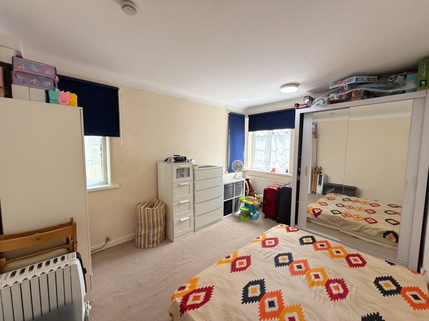 Images for Springfield Road, Sale, M33