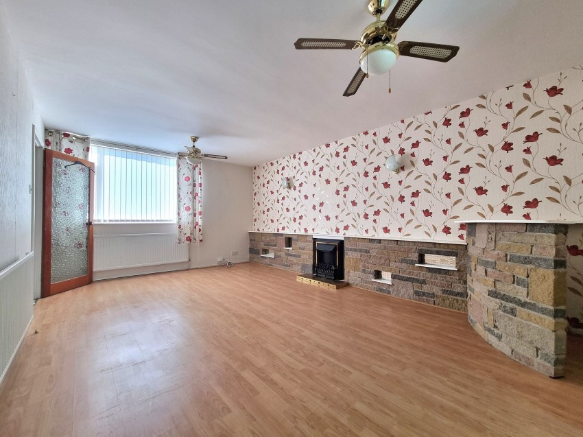 Images for Thirsk Avenue, Sale, M33