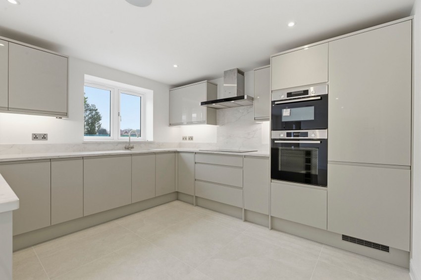 Images for Oak Gardens, Bunbury, CW6